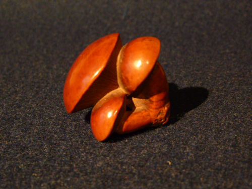 古美術 川﨑 - 根付（木彫）きのこ | 古美術品専門サイト fufufufu.com