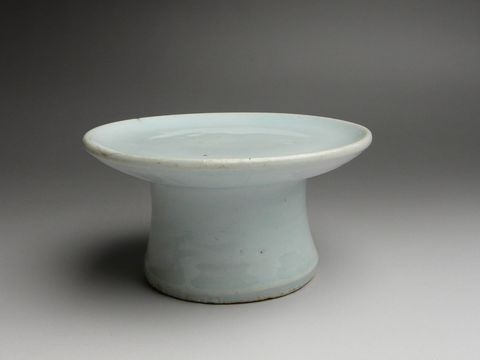古美術 猫 - 李朝白磁台皿 | 古美術品専門サイト fufufufu.com