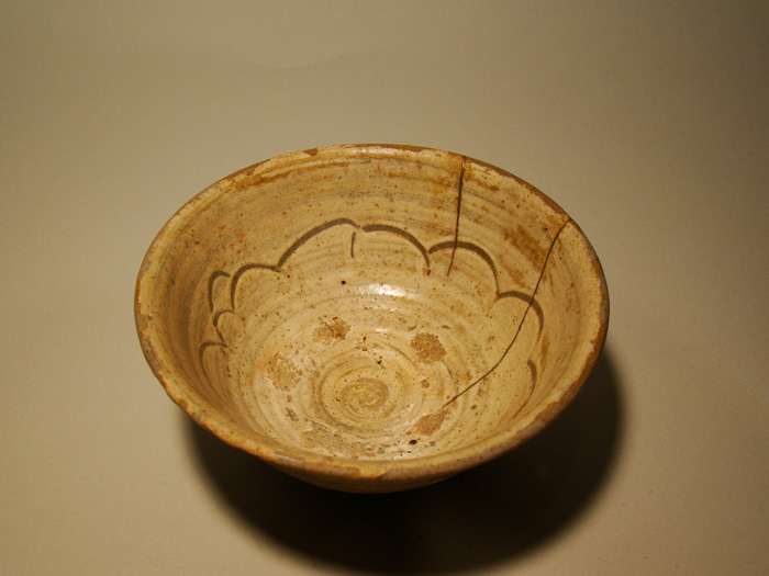 古童 - 刷毛目 掻き落とし文 茶碗 | 古美術品専門サイト fufufufu.com