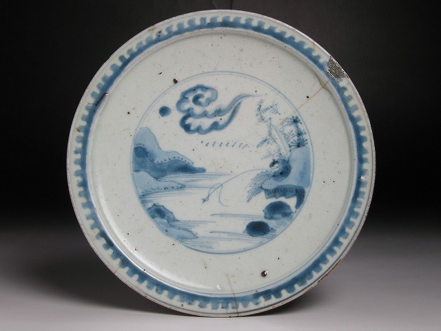 初期伊万里　釣り人物　中皿　太公望 初期伊万里釣り人物中皿太公望