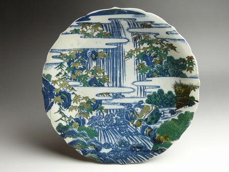 古美術 猫 - 印判養老の滝図輪花皿 | 古美術品専門サイト fufufufu.com