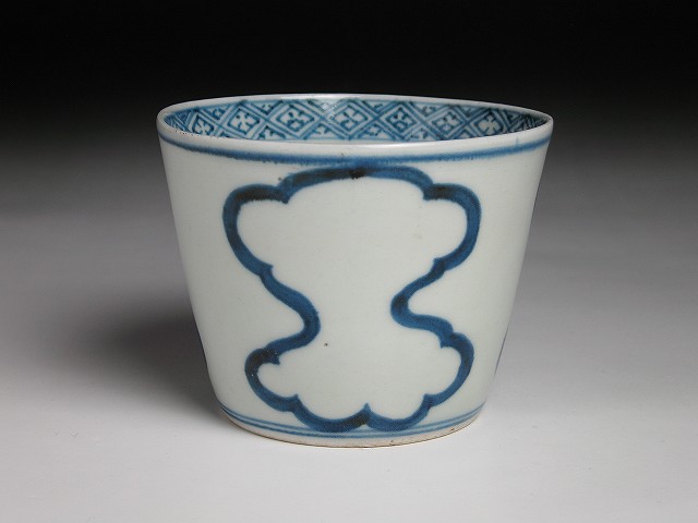古美術 三樹 - 古伊万里 大振蕎麦猪口 | 古美術品専門サイト fufufufu.com
