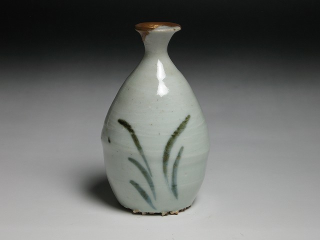 古美術 三樹 - 初期伊万里 草文徳利 | 古美術品専門サイト fufufufu.com