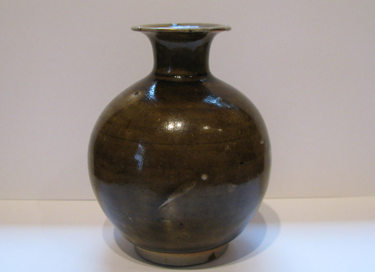 古美術 観宝堂 - 琉球湧田焼油壷 | 古美術品専門サイト fufufufu.com
