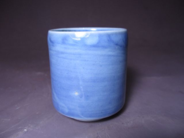 ギャラリー辰巳 - 古伊万里 全面薄瑠璃釉 大振り覗き猪口 | 古美術品