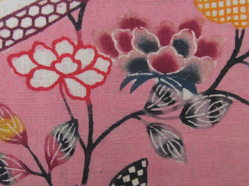 古美術 観宝堂 - 花色地垣根に薔薇文紅型裂地 | 古美術品専門サイト