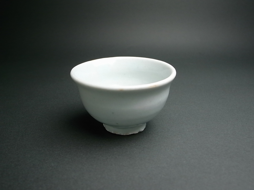 長谷雄堂 - 李朝白磁盃 | 古美術品専門サイト fufufufu.com