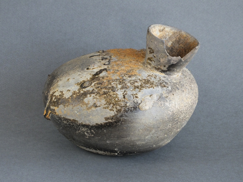須恵器　新羅　土器　平瓶　壺　h5452 須恵器 平瓶 | 鶴田 純久の章 お話