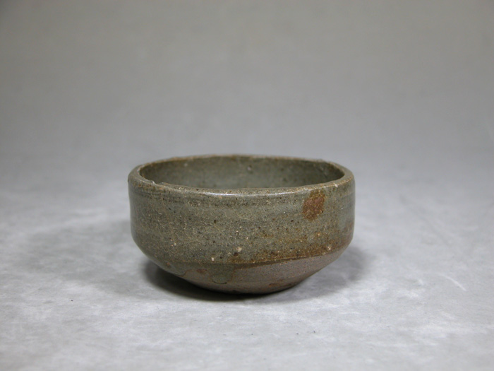 渡邊美術店 - 唐 青磁釉盃 | 古美術品専門サイト fufufufu.com
