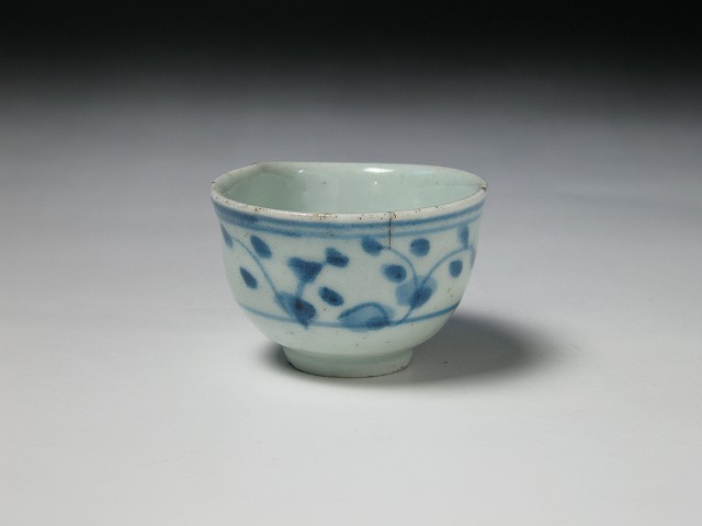 古美術 三樹 - 初期伊万里 盃 | 古美術品専門サイト fufufufu.com