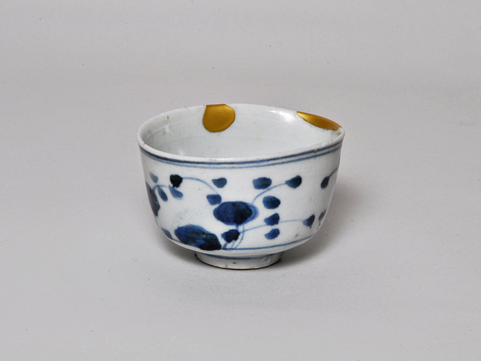 初期伊万里　染付山水図盃　本物保証 初期伊万里 染付山水図盃 本物保証 初期伊万里 染付山水図盃