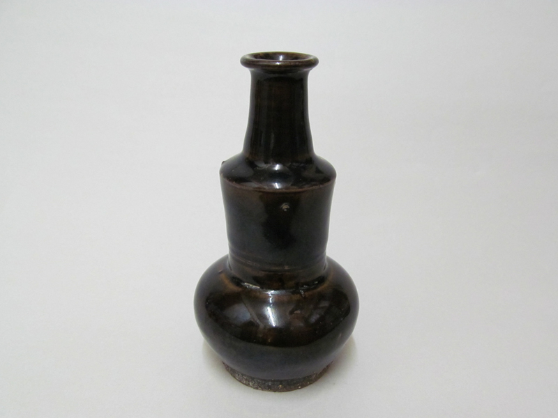 古美術 観宝堂 - 壺屋焼飴釉渡名喜瓶 | 古美術品専門サイト fufufufu.com