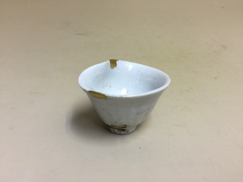ギャラリー辰巳 - 初期伊万里 鎬盃 | 古美術品専門サイト fufufufu.com