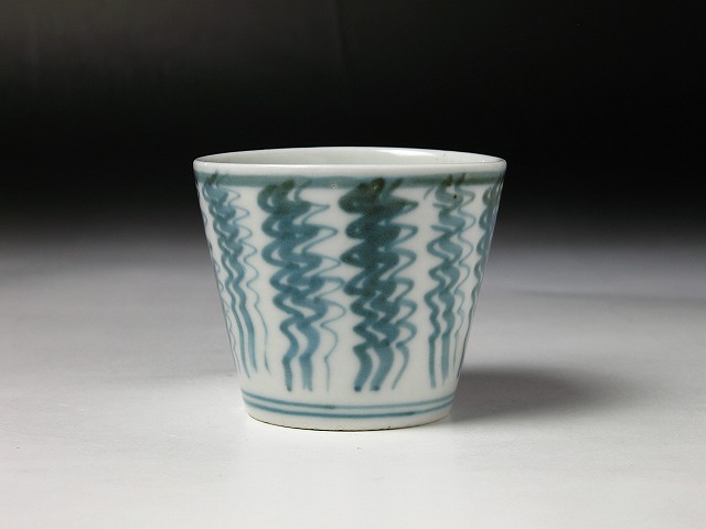 古美術 三樹 - 古伊万里 よろけ縞文蕎麦猪口 | 古美術品専門サイト