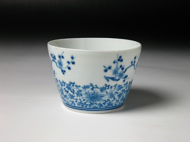 古美術 三樹 - 古伊万里 花唐草大振蕎麦猪口 | 古美術品専門 古美術 三樹 - 古伊万里 花唐草大振蕎麦猪口 | 古美術品専門