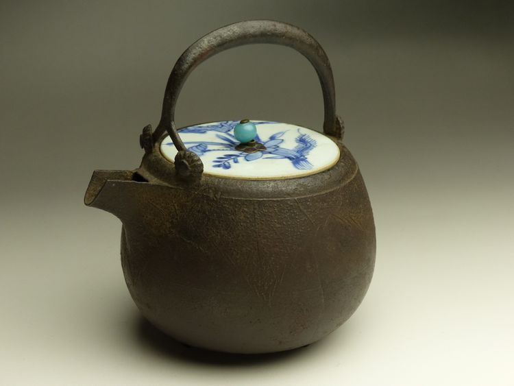 古美術 猫 - 古染付蓋茄子燗鍋 | 古美術品専門サイト fufufufu.com