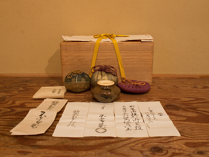 古美術 観宝堂 - 絵唐津茶入 | 古美術品専門サイト fufufufu.com