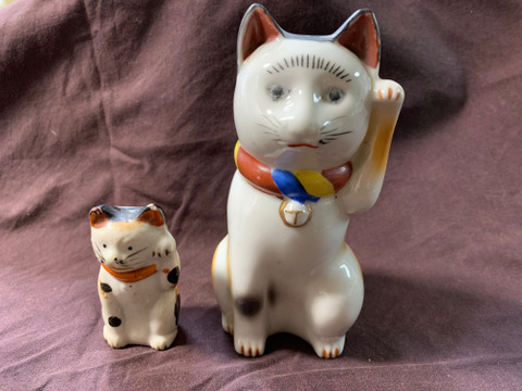 ギャラリー辰巳 - 明治 瀬戸 招き猫大小 | 古美術品専門サイト