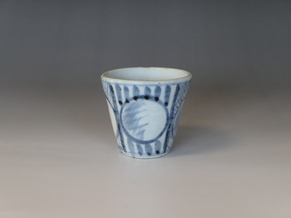 古美術 三樹 - 縦縞に丸文蕎麦猪口 | 古美術品専門サイト fufufufu.com