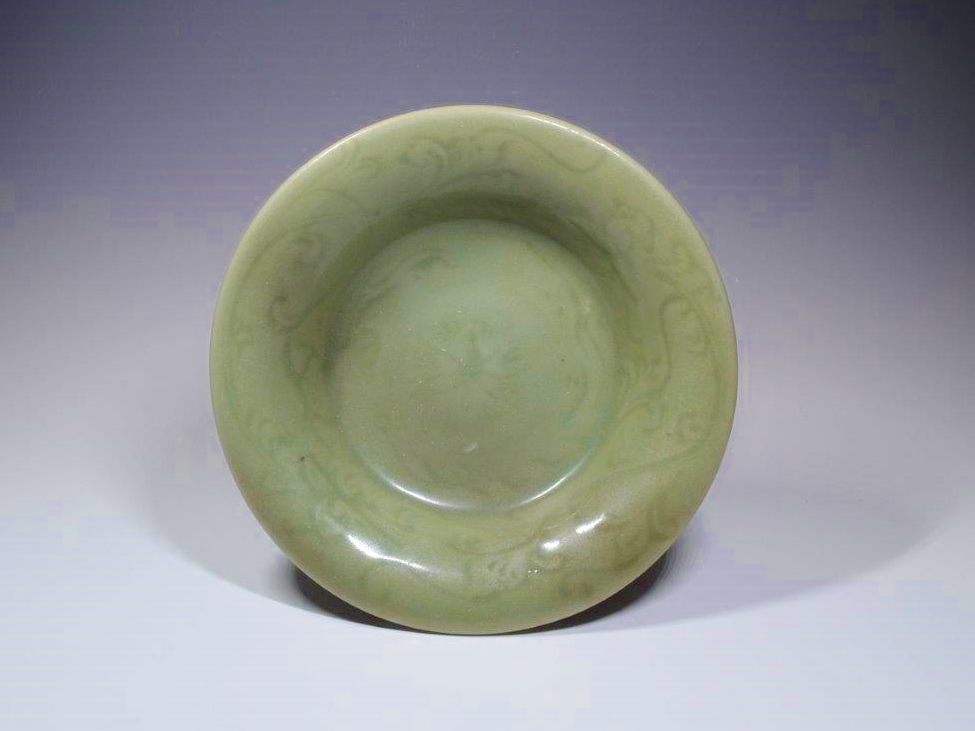 明代　龍泉窯　青磁盤　共箱付 青磁貼花龍文盤 龍泉窯 文化遺産オンライン