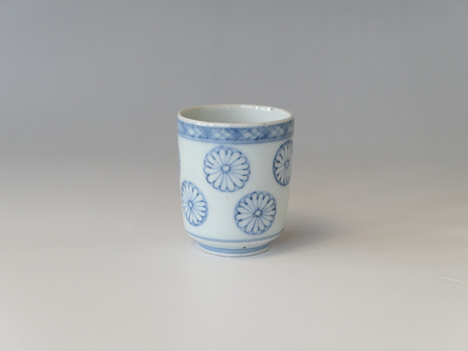 古美術 三樹 - 古伊万里 筒形猪口 | 古美術品専門サイト fufufufu.com