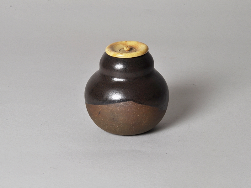 骨董品 古美術 肥後八代焼 高田焼 茶入 茶道具 箱付き 年代物 骨董品 古美術 肥後八代焼 高田焼 茶入 茶道具 箱付き 年代物