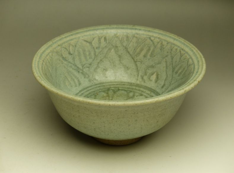 古美術 猫 - 宋胡録青磁花文鉢 | 古美術品専門サイト fufufufu.com