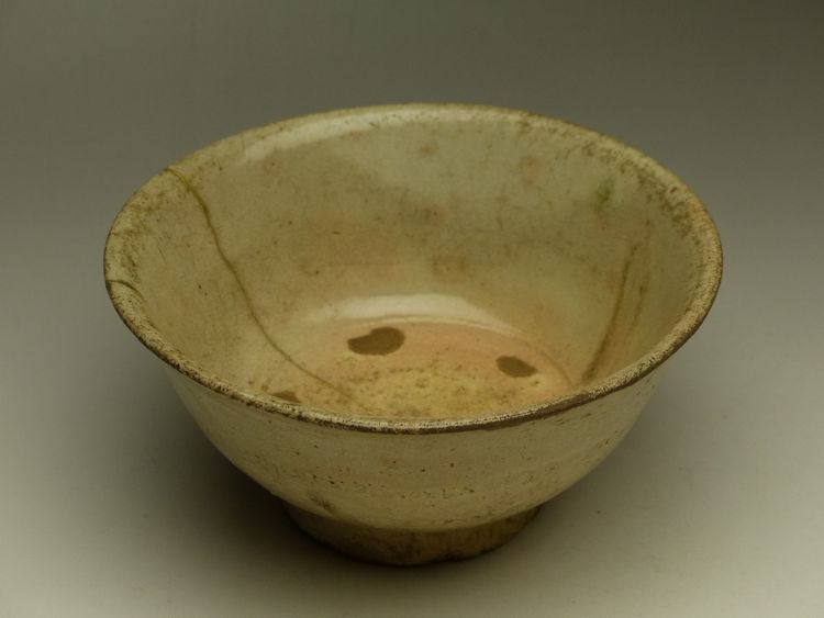 ▽良▽李朝時代紅葉呉器茶碗 銘「紅葉」金粉字形 龍山箱