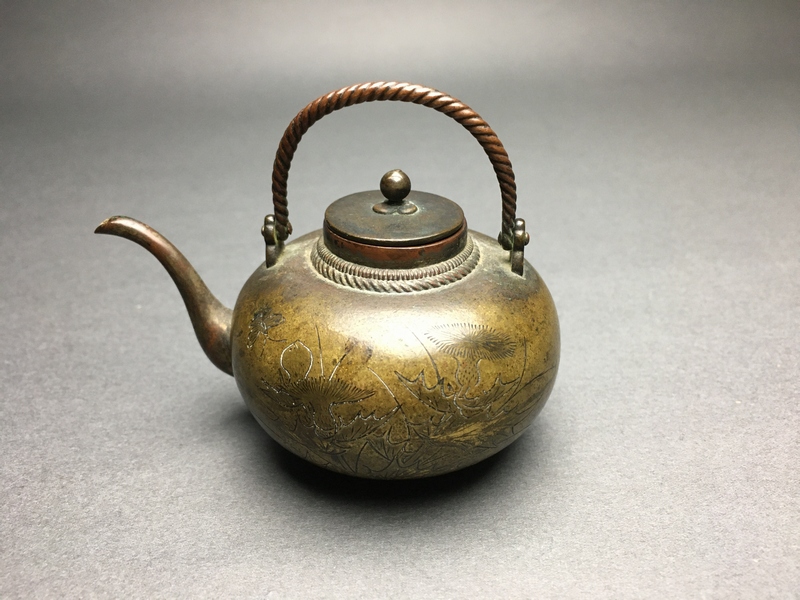 したん　中国　古銅鍍金　鶴形水滴　時代箱付　F　R8857 したん 中国 古銅鍍金 鶴形水滴 時代箱付 F R8857 中国 古銅鍍金 鶴形