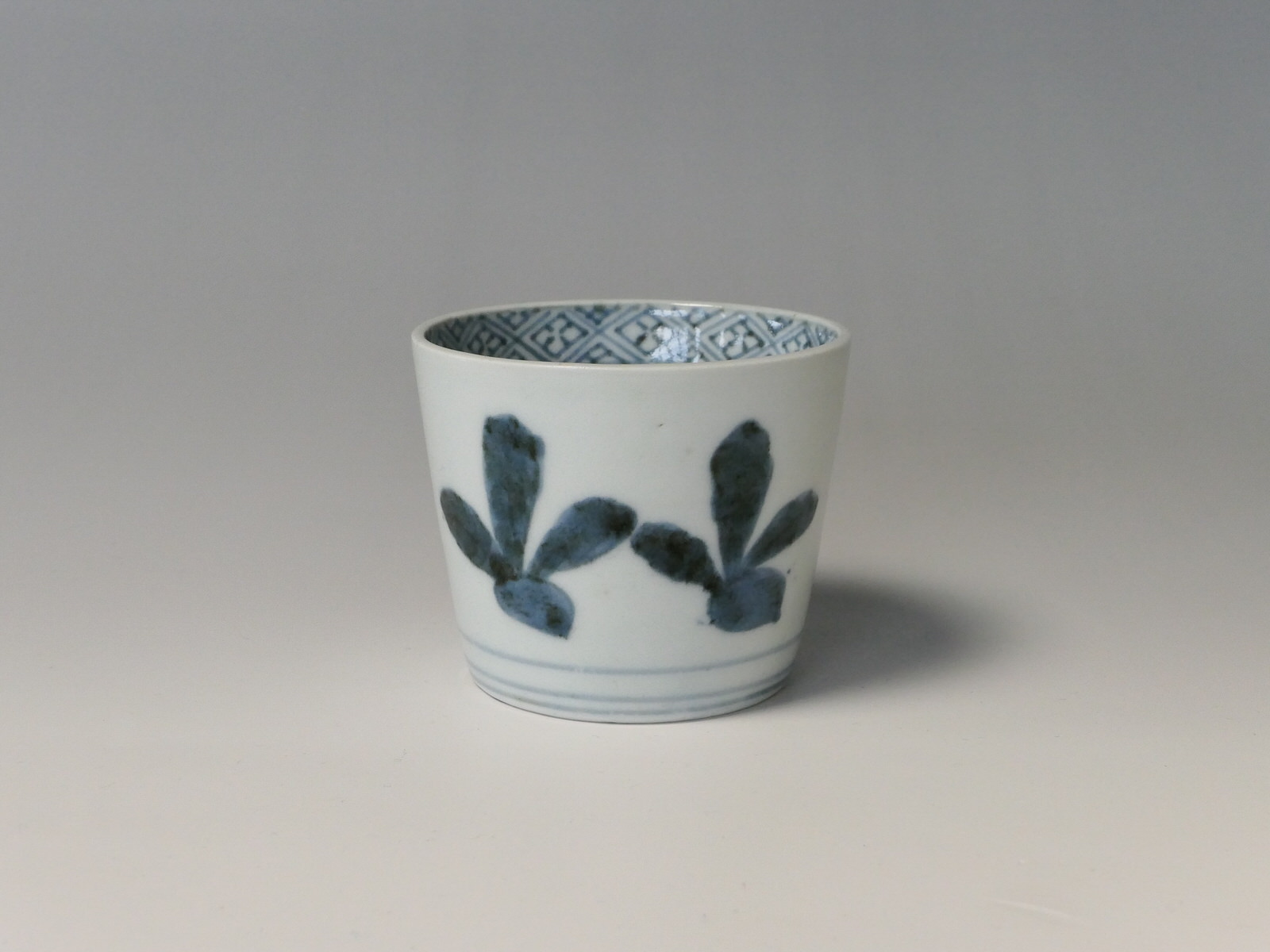 古美術 三樹 - 古伊万里 蕪文蕎麦猪口 | 古美術品専門サイト fufufufu.com