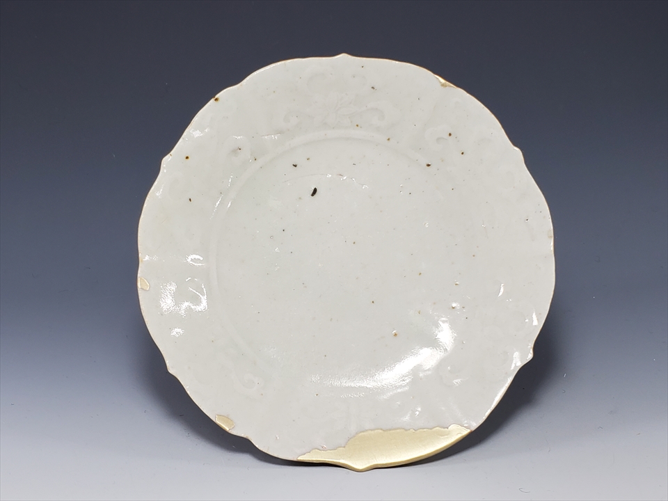 古美術長陽堂 - 特】初期伊万里 白磁 五寸皿 | 古美術品専門サイト