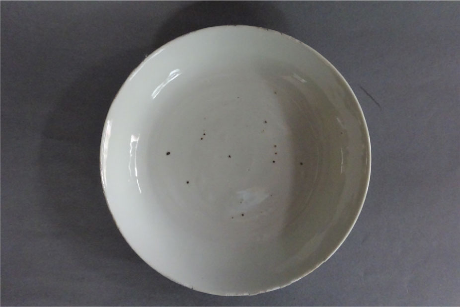 原古美術店 - 白南京 七寸皿 | 古美術品専門サイト fufufufu.com 原古美術店 - 白南京 七寸皿 | 古美術品専門サイト fufufufu.com
