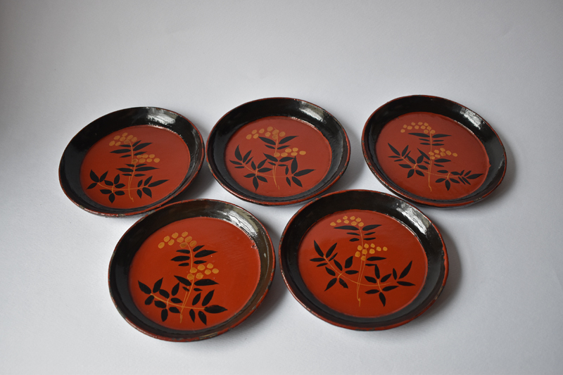 古童 - 浄法寺漆絵南天文木皿 五客組 | 古美術品専門サイト fufufufu.com
