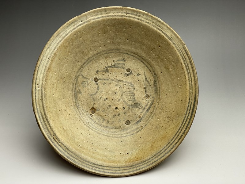 古美術 猫 - スコータイ魚文皿 | 古美術品専門サイト fufufufu.com