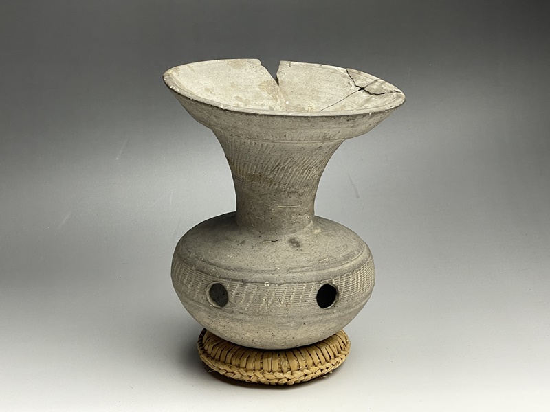 古美術 猫 - 須恵器二穴はそう | 古美術品専門サイト fufufufu.com