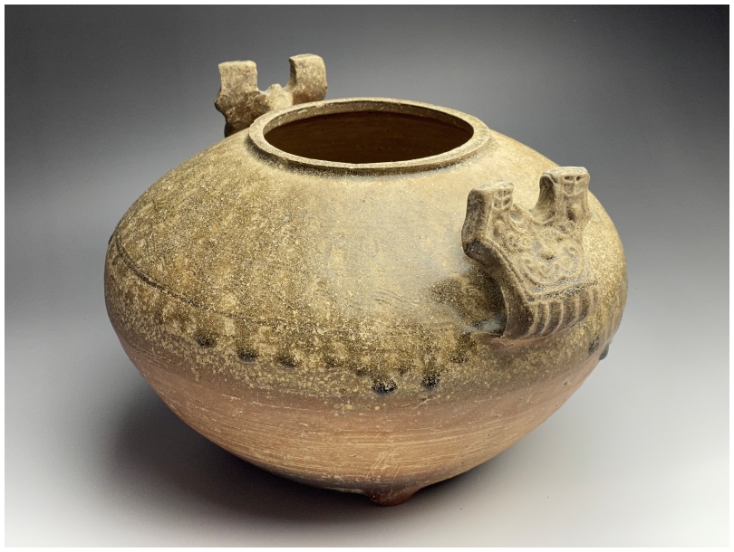 古美術 猫 - 漢灰陶獣耳壺 | 古美術品専門サイト fufufufu.com