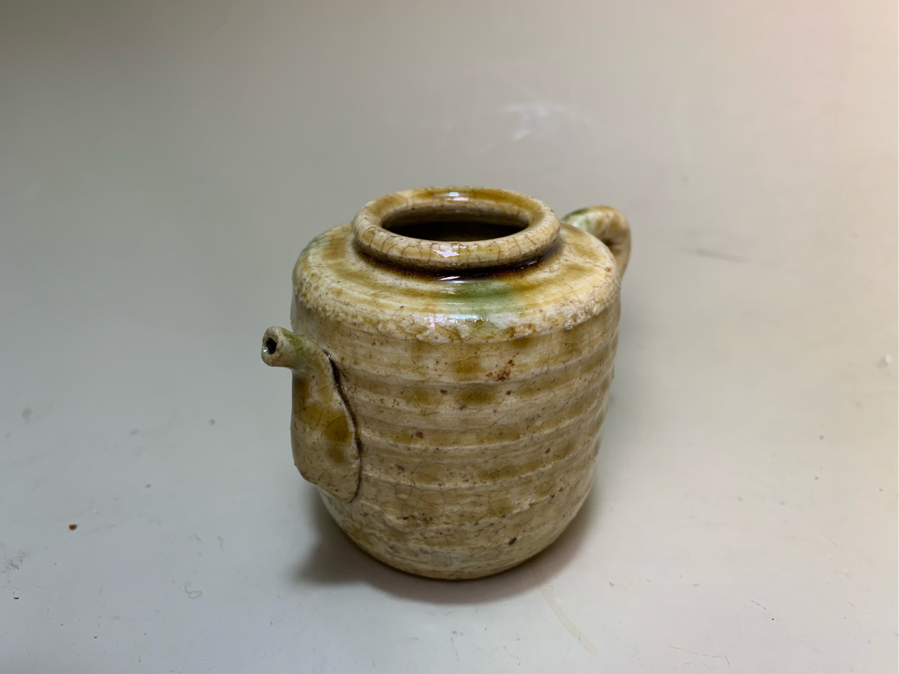 ギャラリー辰巳 - 黄瀬戸 四滴の茶入れ/箱付き | 古美術品専門サイト