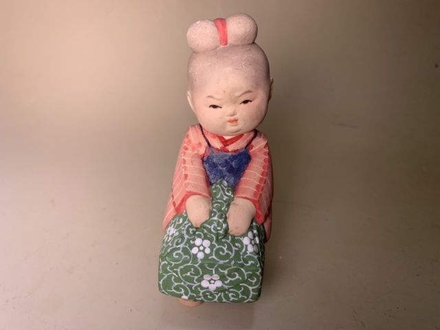 ギャラリー辰巳 - 瀬戸陶器人形 おつかい | 古美術品専門サイト