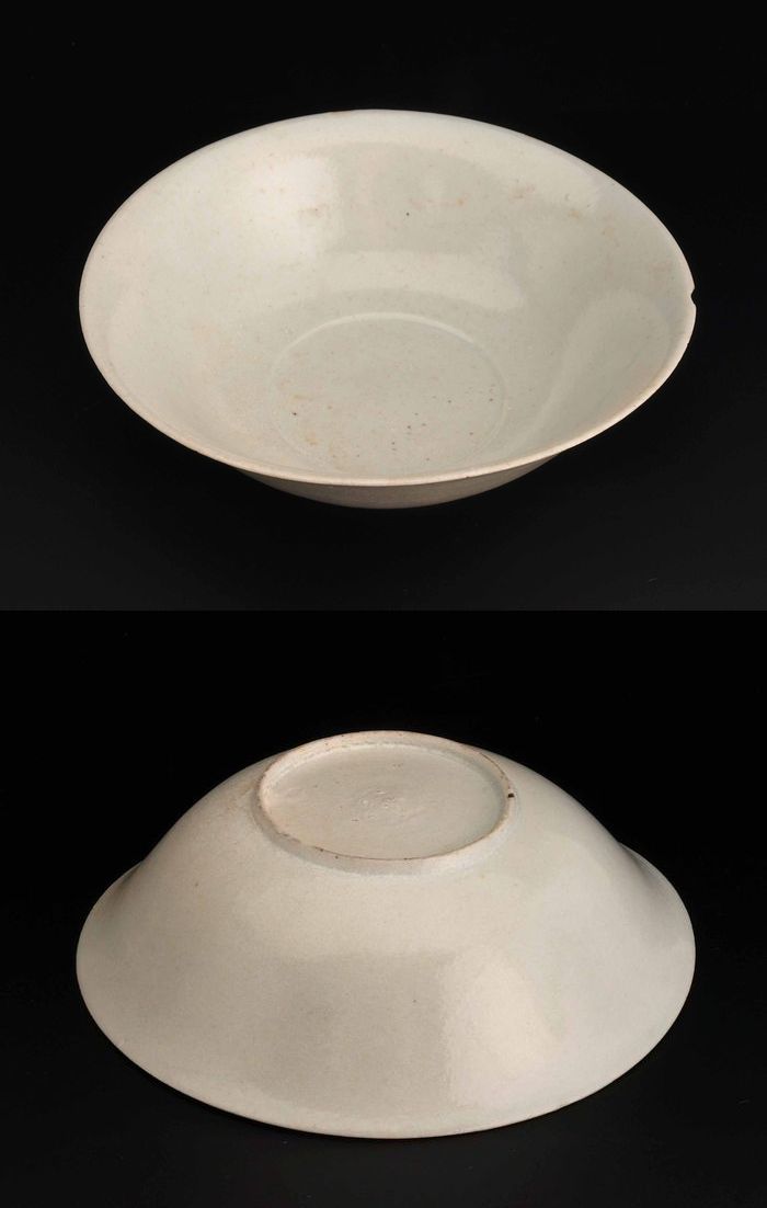 東中野 - 李朝 白磁皿 | 古美術品専門サイト fufufufu.com