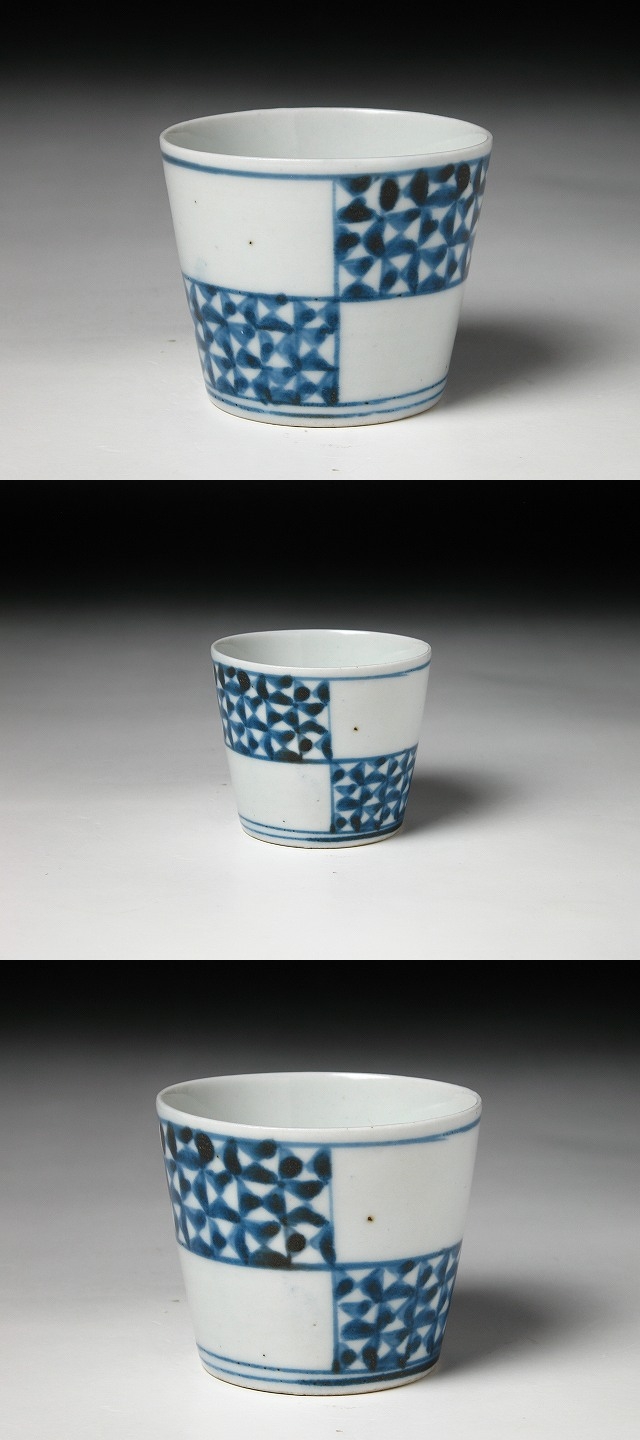 古美術 三樹 - 古伊万里 市松文蕎麦猪口 | 古美術品専門サイト