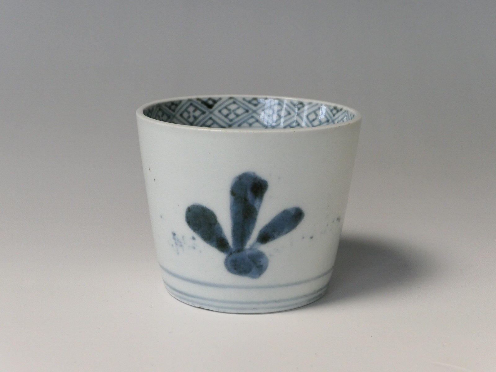 古美術 三樹 - 古伊万里 蕪文蕎麦猪口 | 古美術品専門サイト fufufufu.com