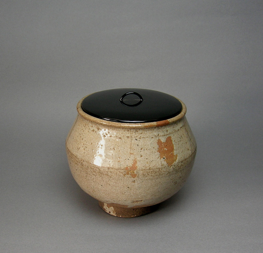 古美術 観宝堂 - 無地唐津水指 | 古美術品専門サイト fufufufu.com