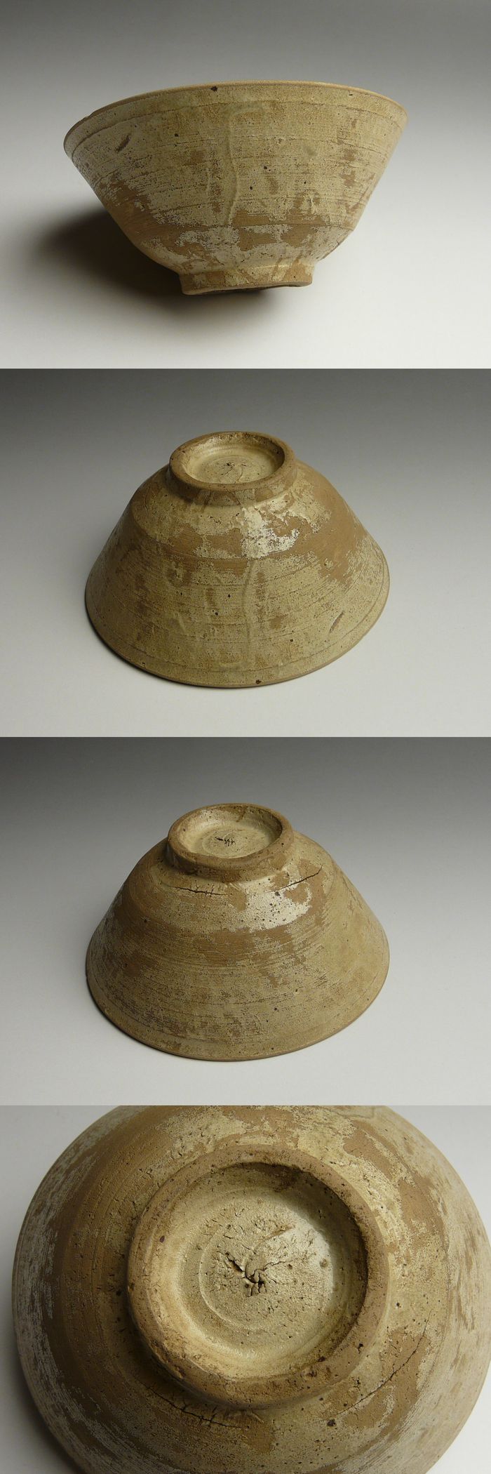 李朝堅手茶碗 熊川型【中期時代】 李朝堅手茶碗 熊川型【中期時代】