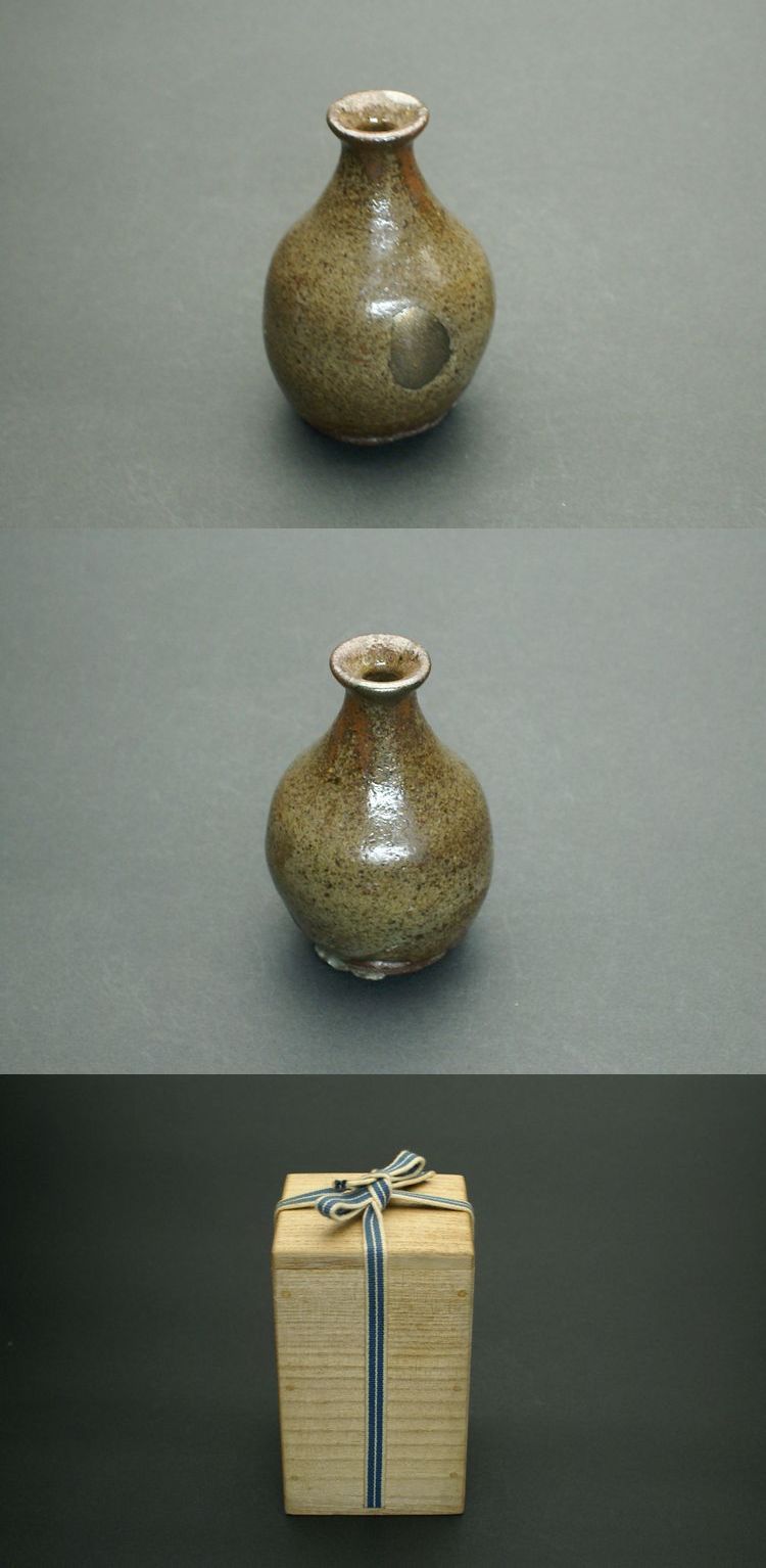 東中野 - 無地唐津 徳利 | 古美術品専門サイト fufufufu.com