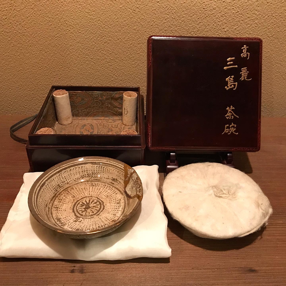 風招 - 三島小服茶碗 | 古美術品専門サイト fufufufu.com