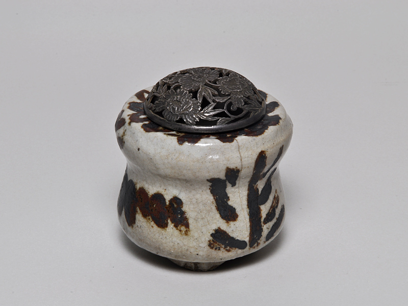 骨董茶道具　絵唐津香炉 古美術 肥後 - 絵唐津<br>香炉 | 古美術品専門サイト fufufufu.com