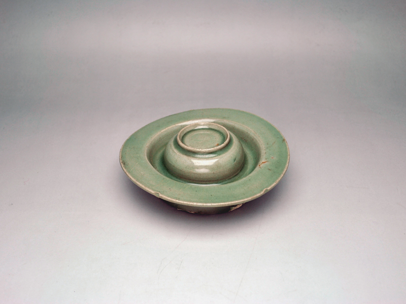 中上 ///NAKAGAMI - 高麗青磁輪花托 | 古美術品専門サイト fufufufu.com